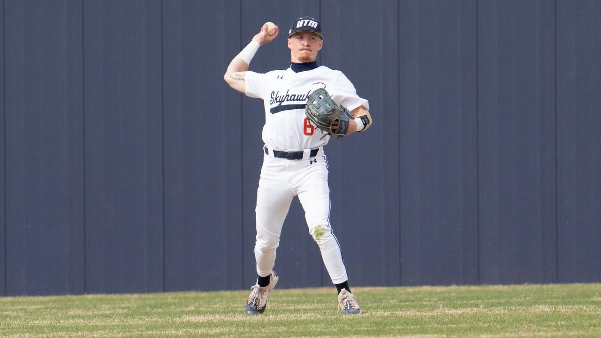 Parking UT Martin Skyhawks at Bradley Braves Mens Basketball
