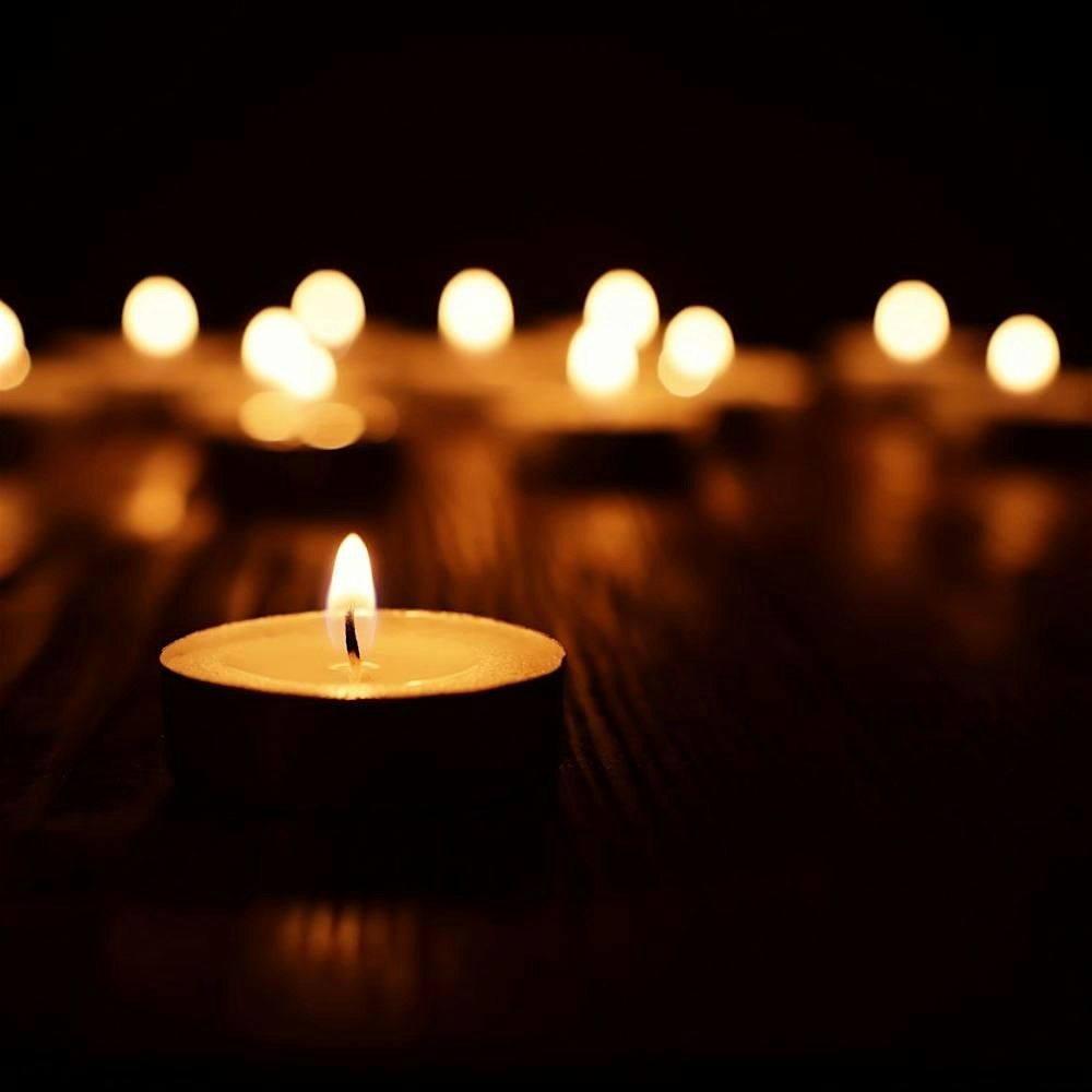 A Circle of Remembrance: Honoring Love That Lives On