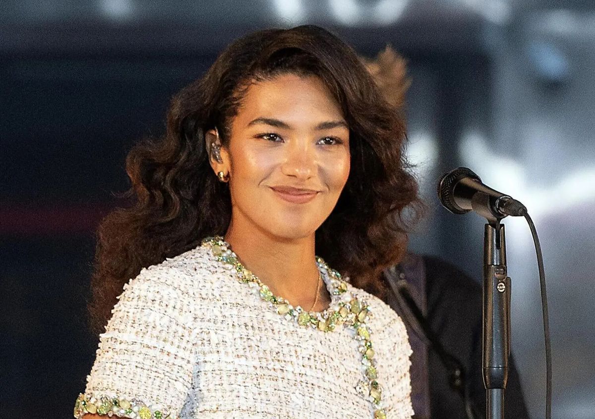 Olivia Dean: The Art of Loving at Scotiabank Arena