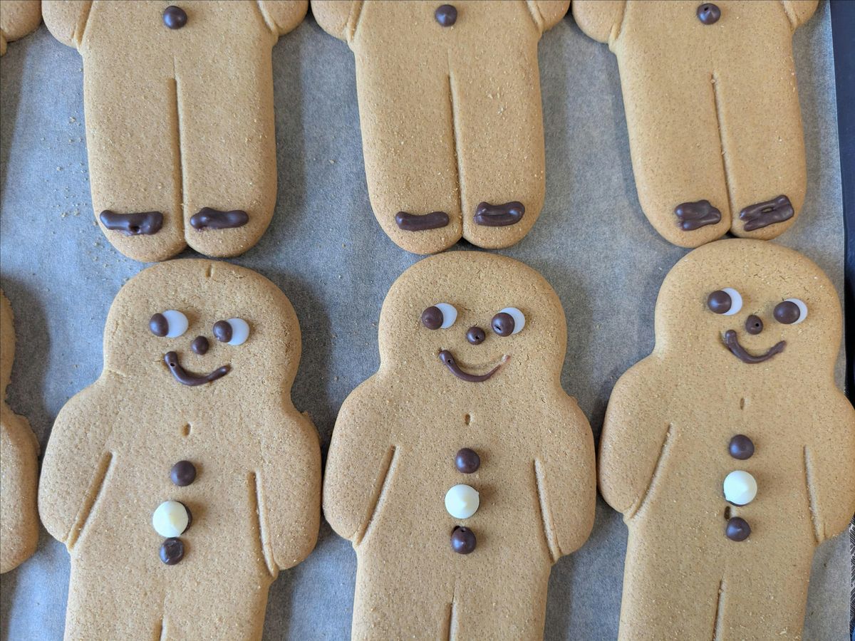 Gingerbread Men Decorating - College Lake, Saturday 20 December