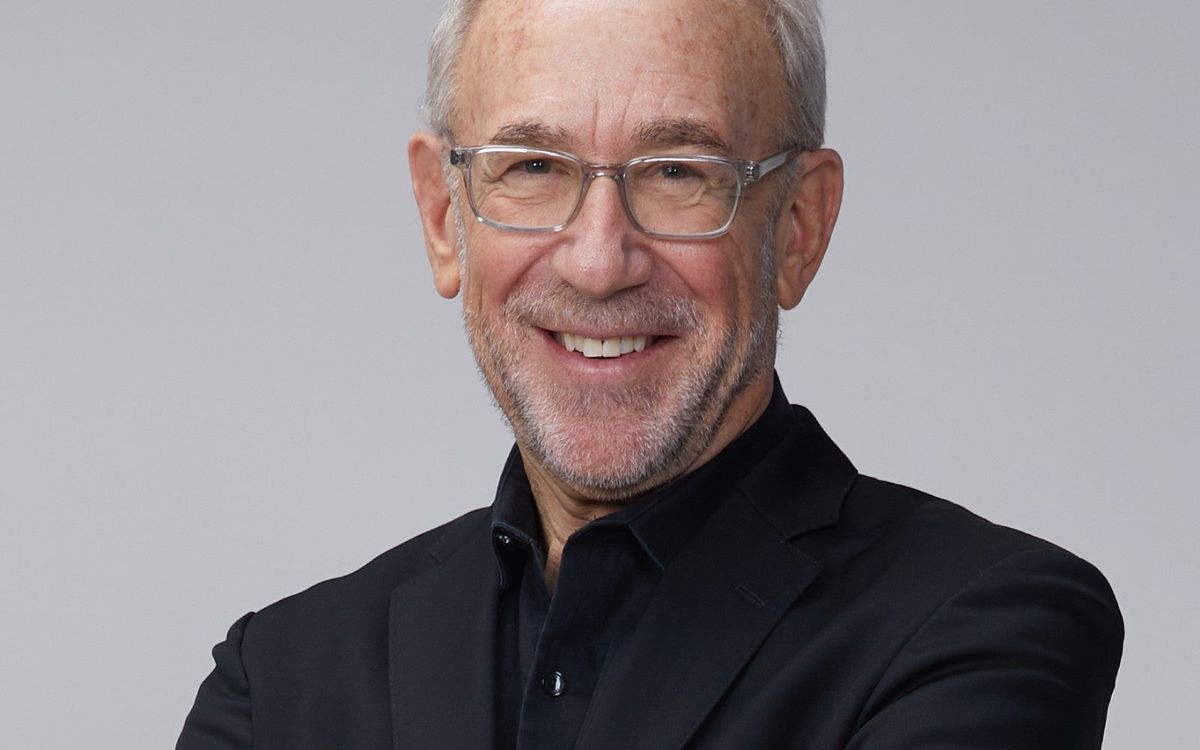 Louisville Orchestra - Dolly Partons Threads at Kentucky Center - Whitney Hall