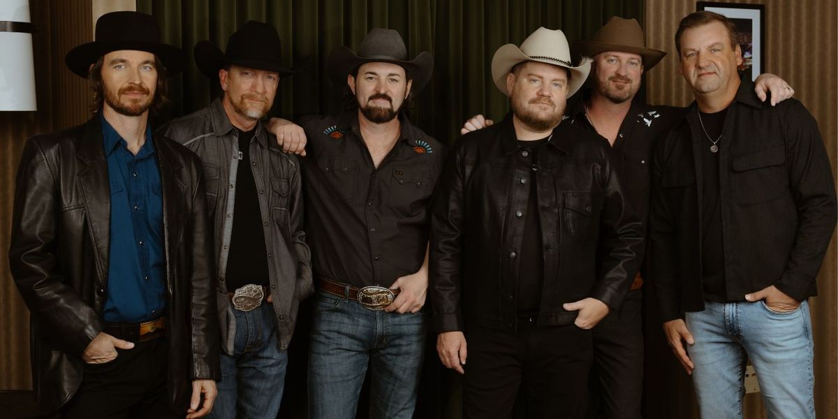 Randy Rogers Band at Longhorn Backyard Amphitheater