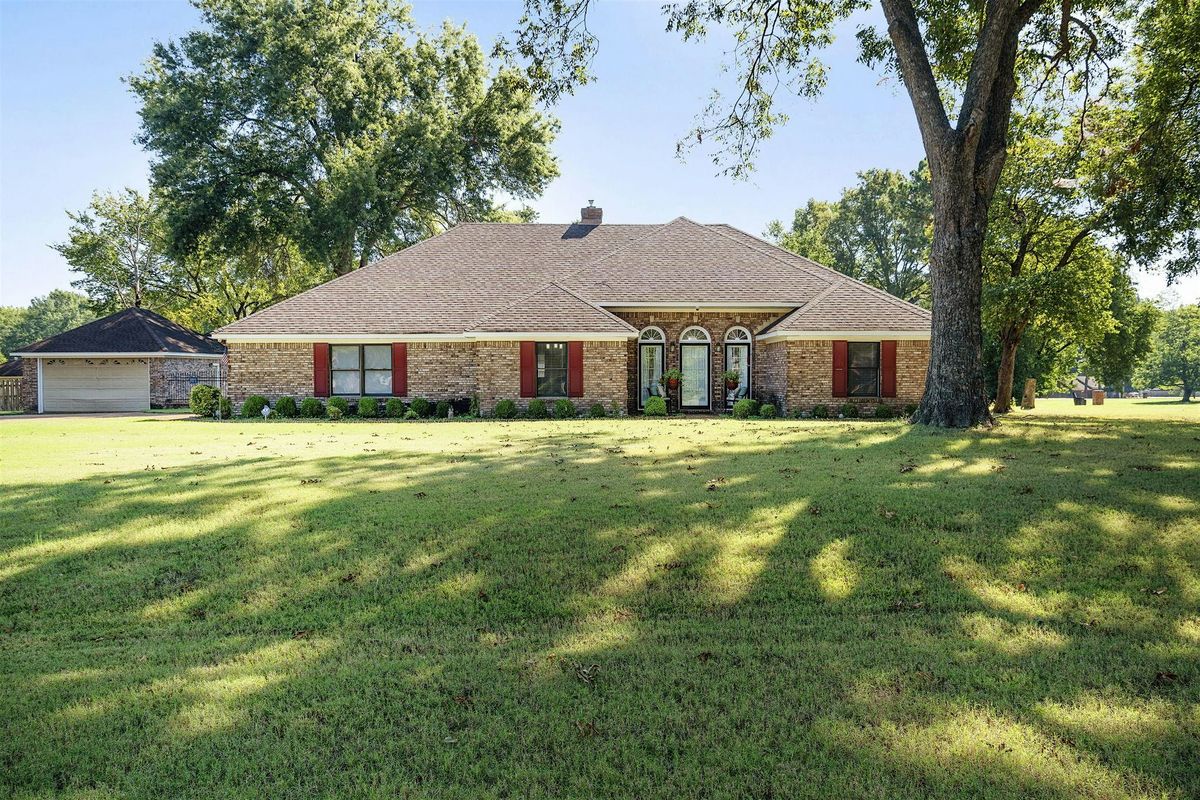 Open House at 8740 Oakwood Ln  Olive Branch, MS