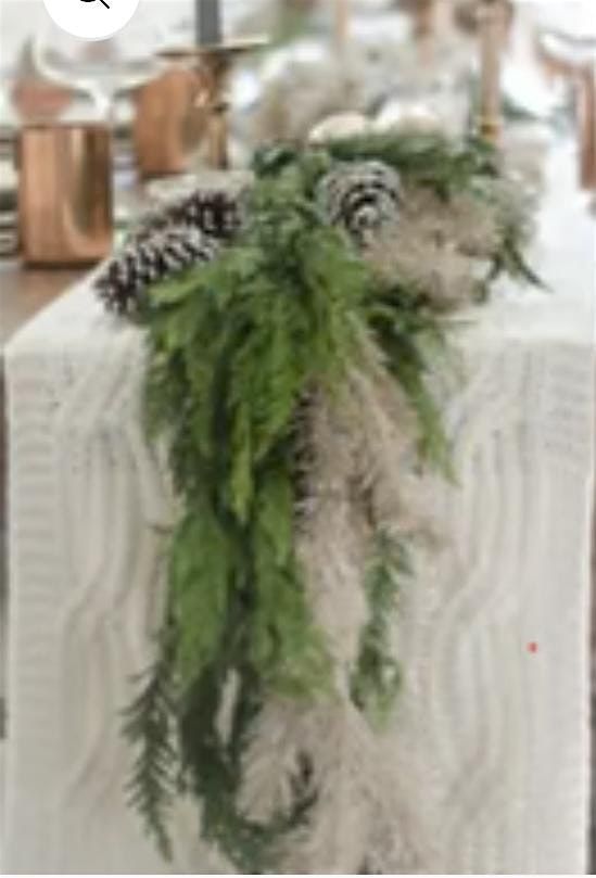 Holiday Table Arrangement