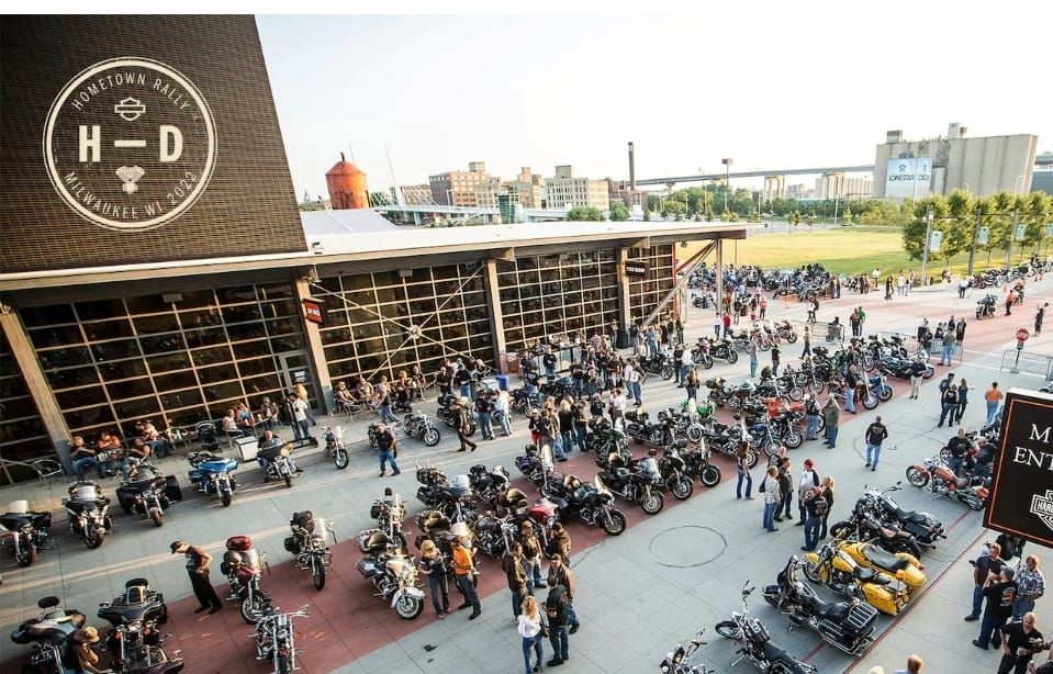 Envy M.C. ride to Harley Hometown RALLY 2025 HarleyDavidson Museum