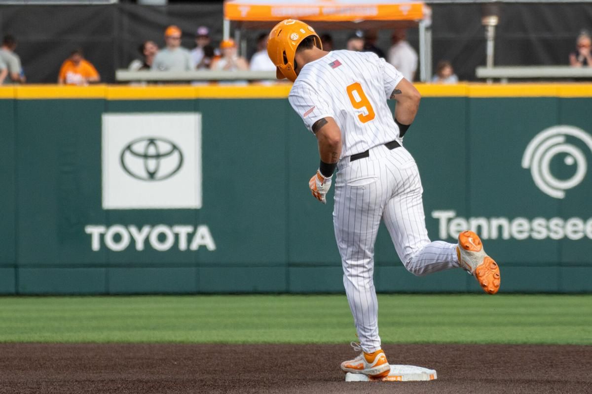 Parking Belmont Bruins at Tennessee Lady Volunteers Softball