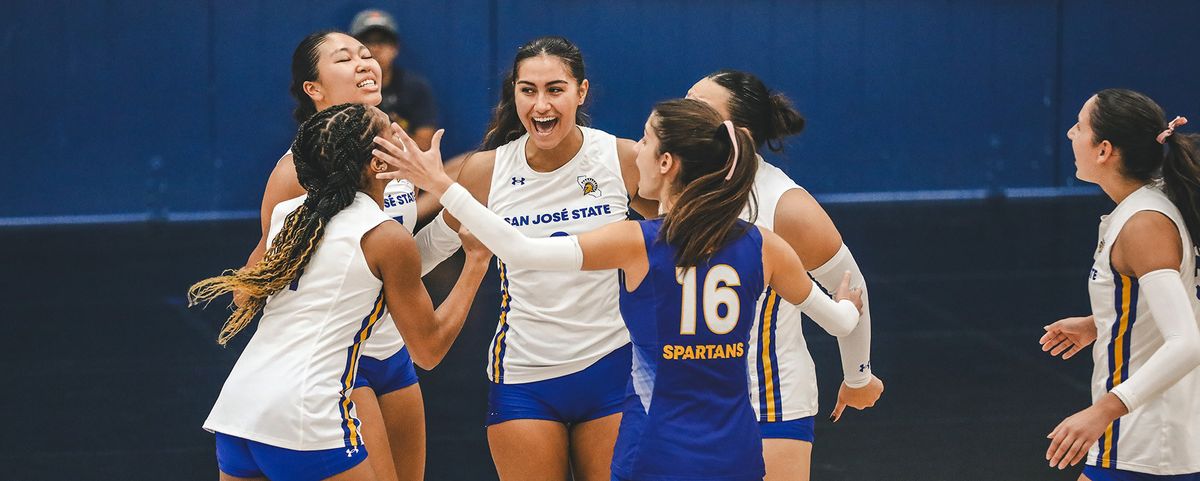 San Jose State Spartans at Wyoming Cowgirls Womens Volleyball