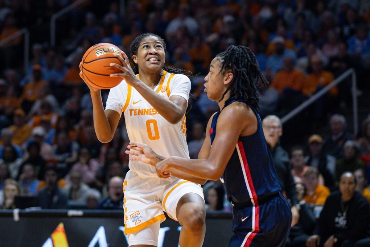 Tennessee Lady Volunteers at Auburn Tigers Womens Basketball