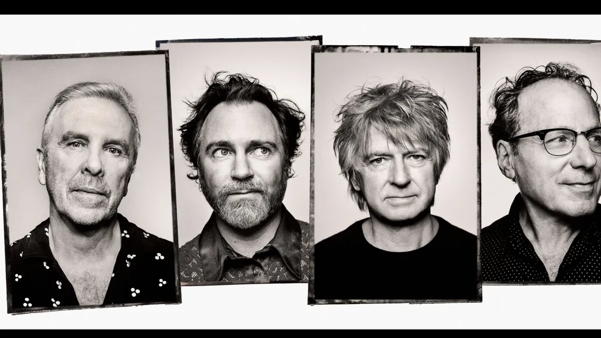 Crowded House, Thelma Plum in Bondi Beach