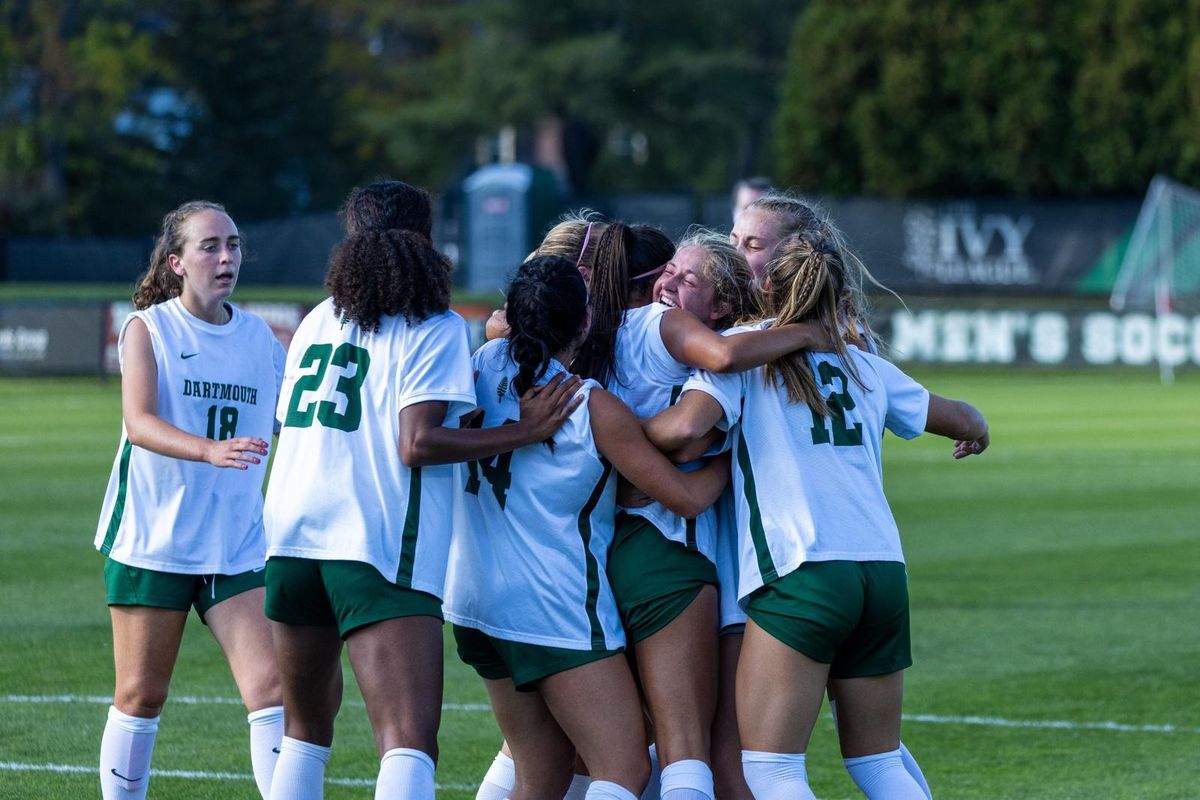 Parking Dartmouth Big Green at Yale Bulldogs Womens Basketball