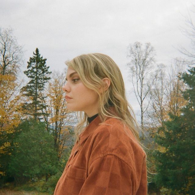 Coeur de pirate in Saint-hyacinthe