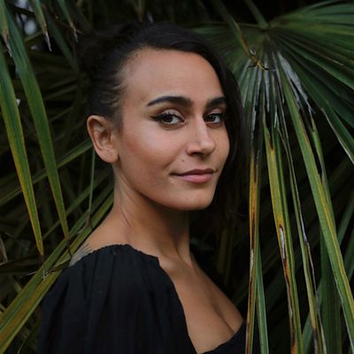 Samira Ghassemian | Weather & Tide Hypnotherapy