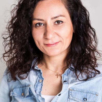 Nazl\u0131 Yuceloglu