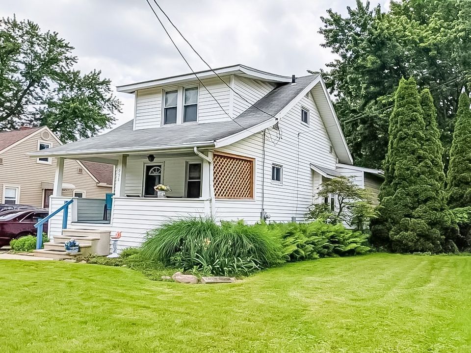 Absolute Auction Quality Cape Cod Style Home 958 Brittain Rd, Akron