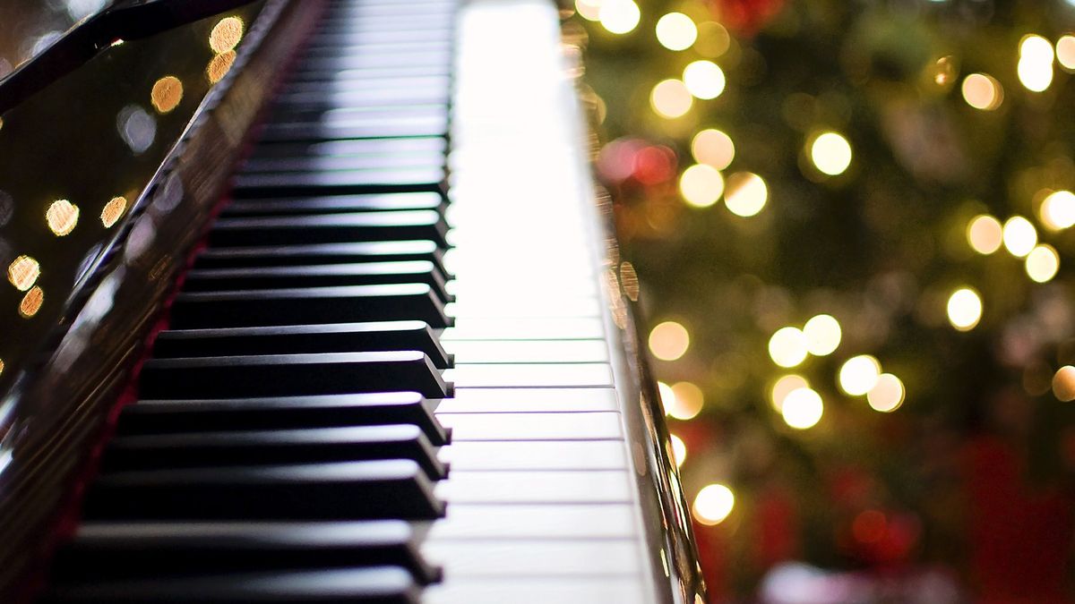 Carols at Eastlake Community Choir Rehearsal