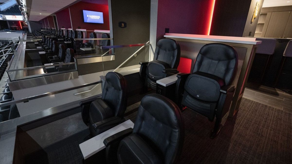 SUITE: Detroit Pistons at Utah Jazz