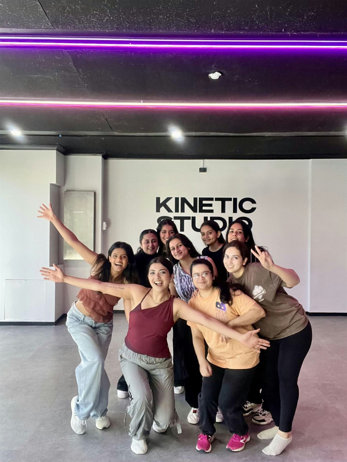 Bollywood Dance Workshop with Utishtha Sekhon - Desi Girl