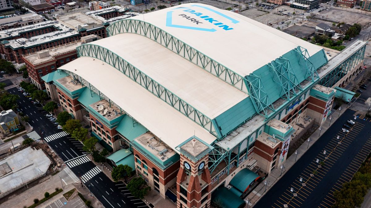 Parking Houston Astros at Cincinnati Reds