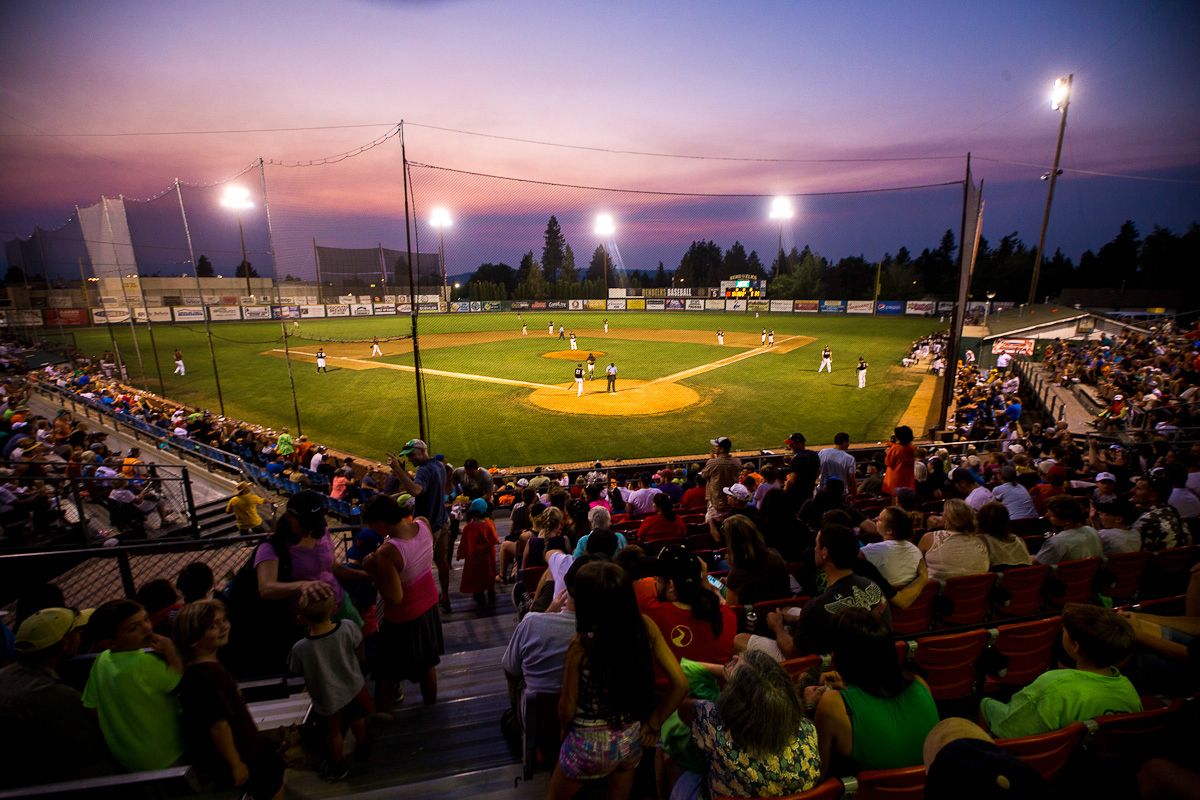Walla Walla Sweets vs. Bend Elks