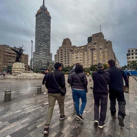 Tour Nocturno CDMX: Centro Hist\u00f3rico con opci\u00f3n al Mirador Torre Latino