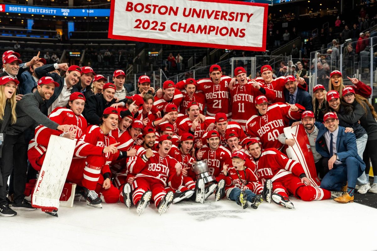 Boston University Terriers at Northeastern Huskies Womens Hockey