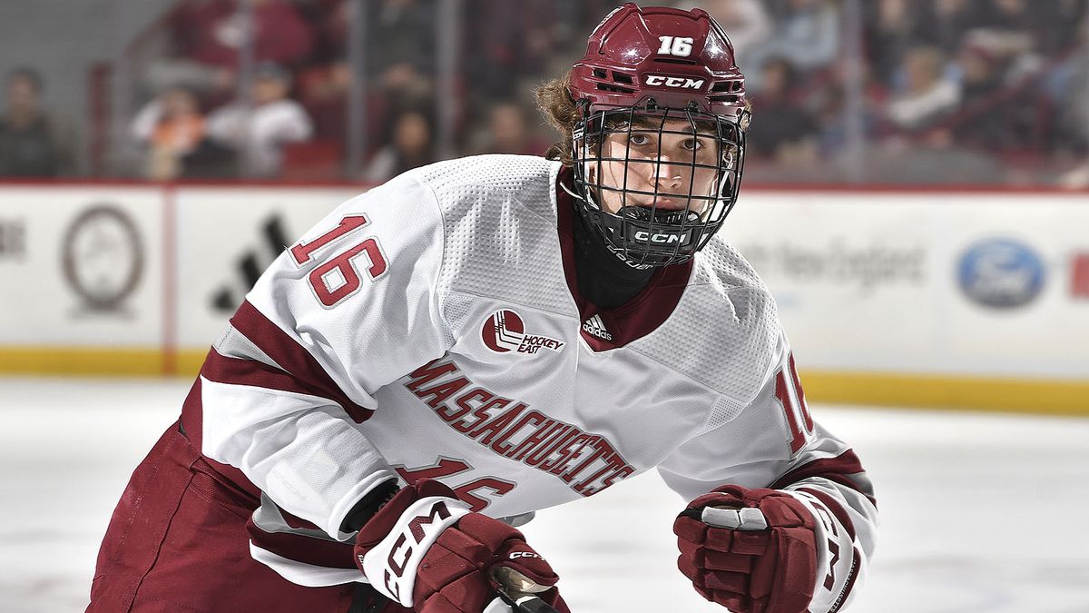 UMass Minutemen at Omaha Mavericks Mens Hockey