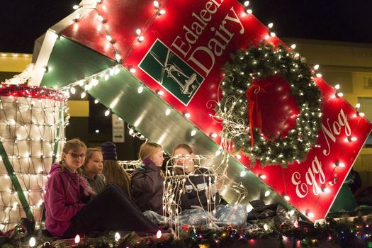Lynden Christmas Parade 2022 2021 Northwest Lighted Christmas Parade: Presented By Edaleen Dairy | Lynden,  Washington | December 4, 2021