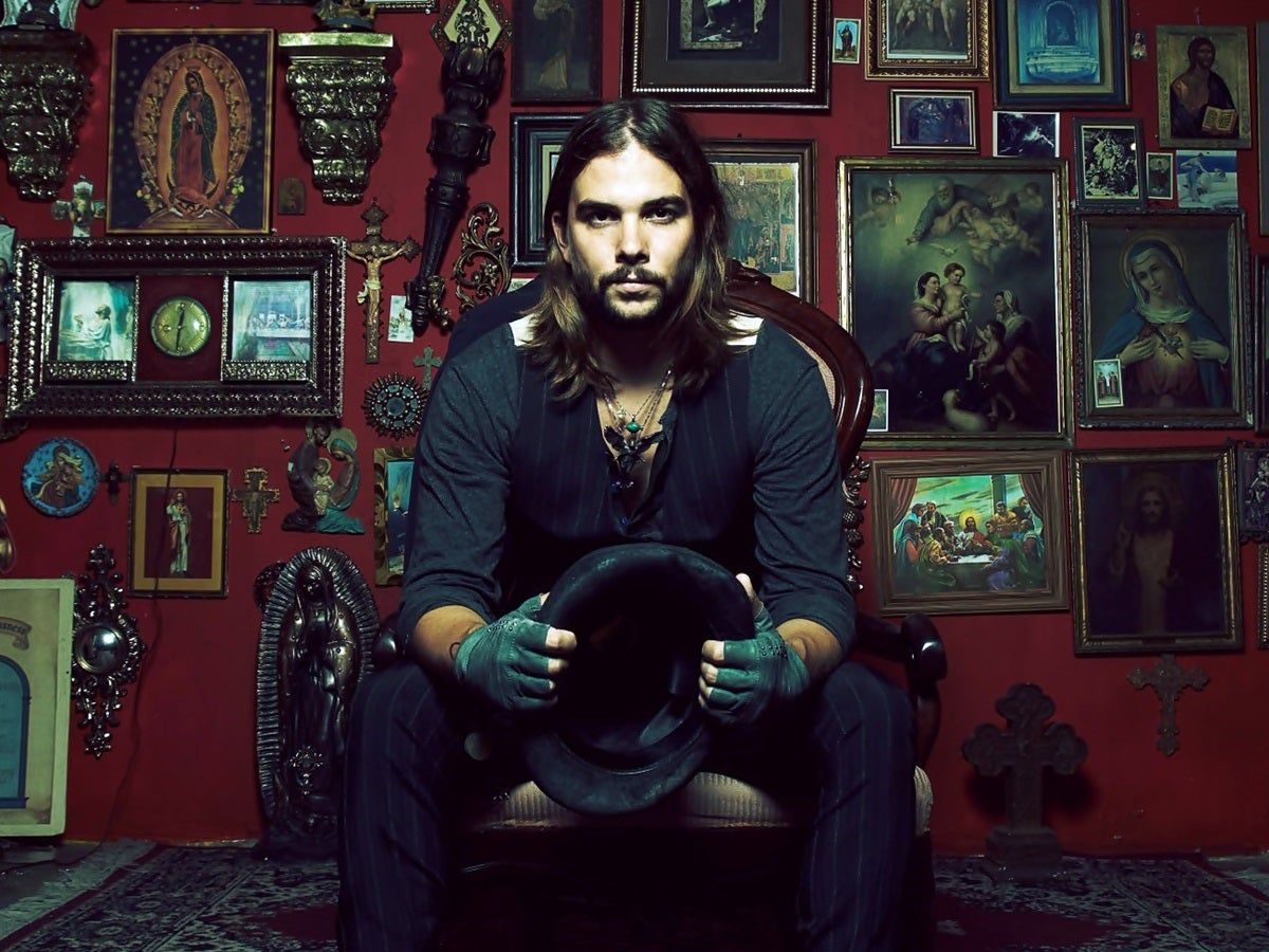 Seven Lions with Trivecta