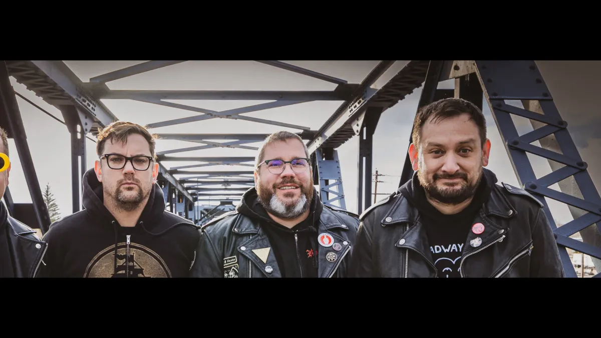 Teenage Bottlerocket, Fea, Sam Russo in Sacramento