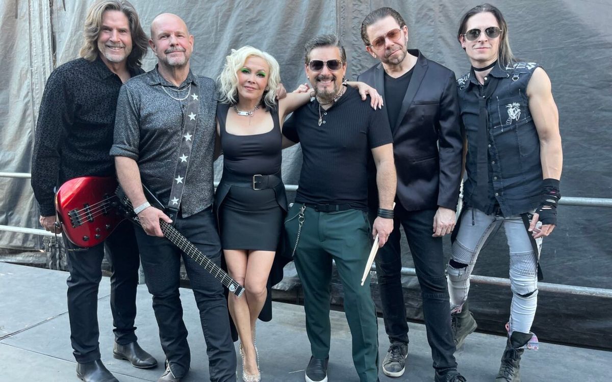 Berlin & A Flock of Seagulls