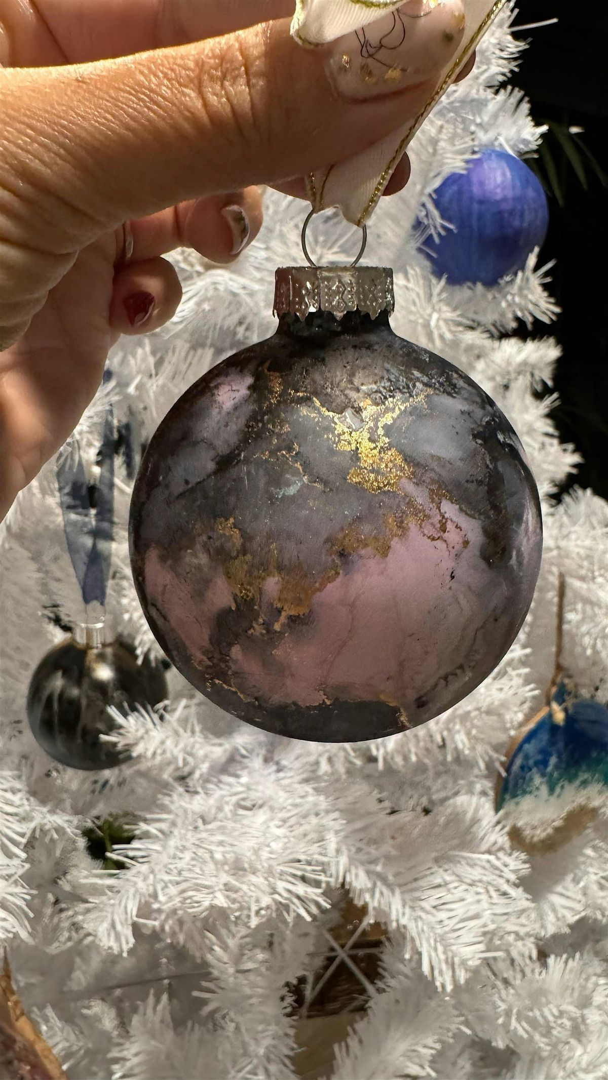 Alcohol Ink Painting and Ornaments Workshop | San Diego