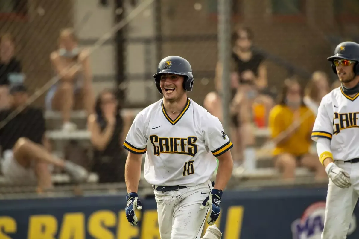 Parking Marist Red Foxes at Canisius Golden Griffins Mens Basketball
