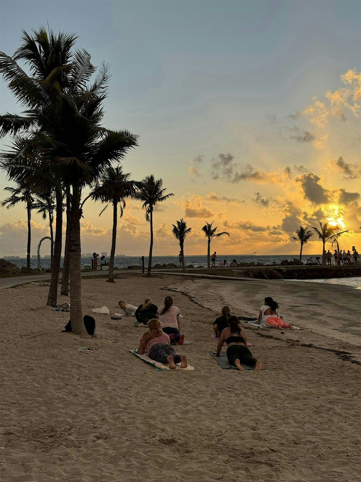 Amanecer con Yoga -  Matheson S\u00e1bado 12\/13