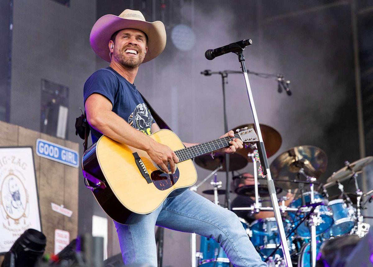 Dustin Lynch at Sandia Resort and Casino