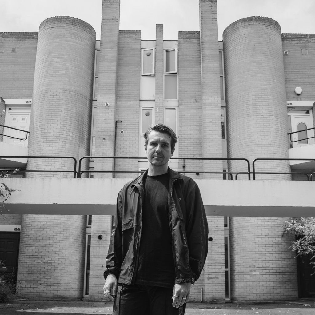 Grafix DSD A.V | London