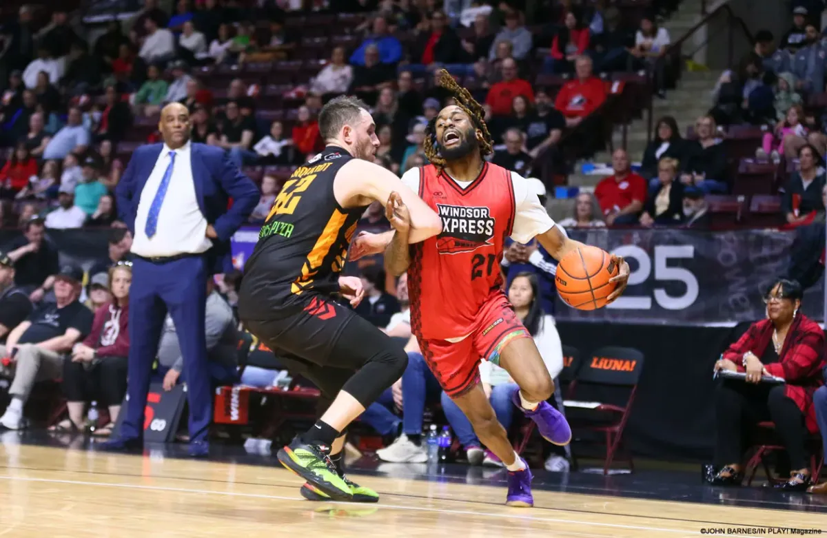 Windsor Express at Sudbury Five at Sudbury Community Arena