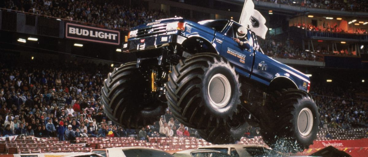 PARKING: Monster Jam