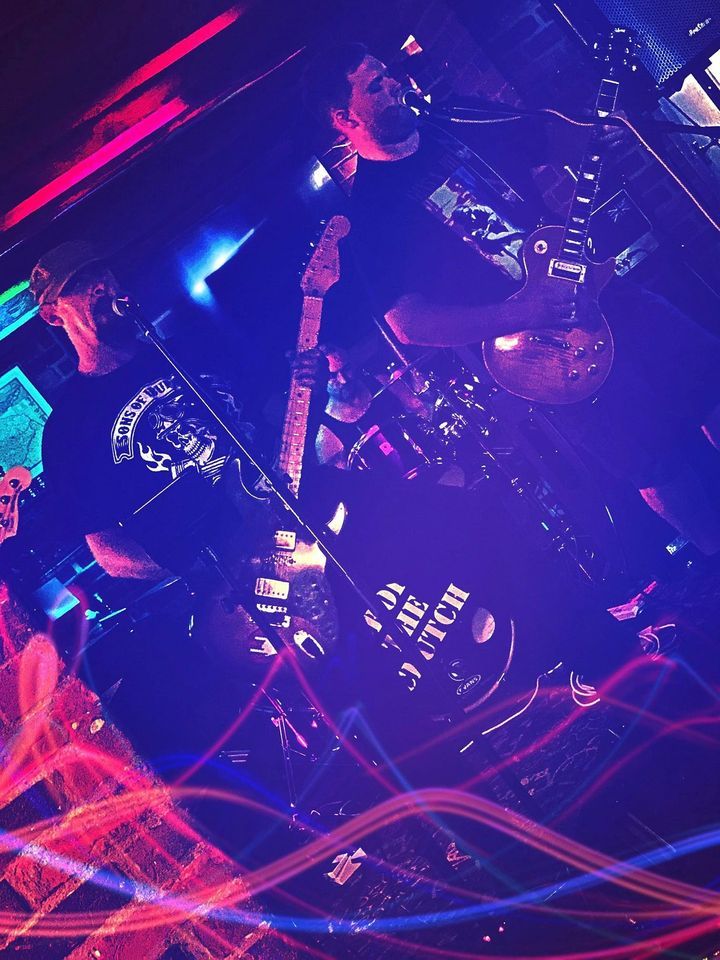 Drop the Clutch Live at Bernies East Runton Bernies Bar East Runton