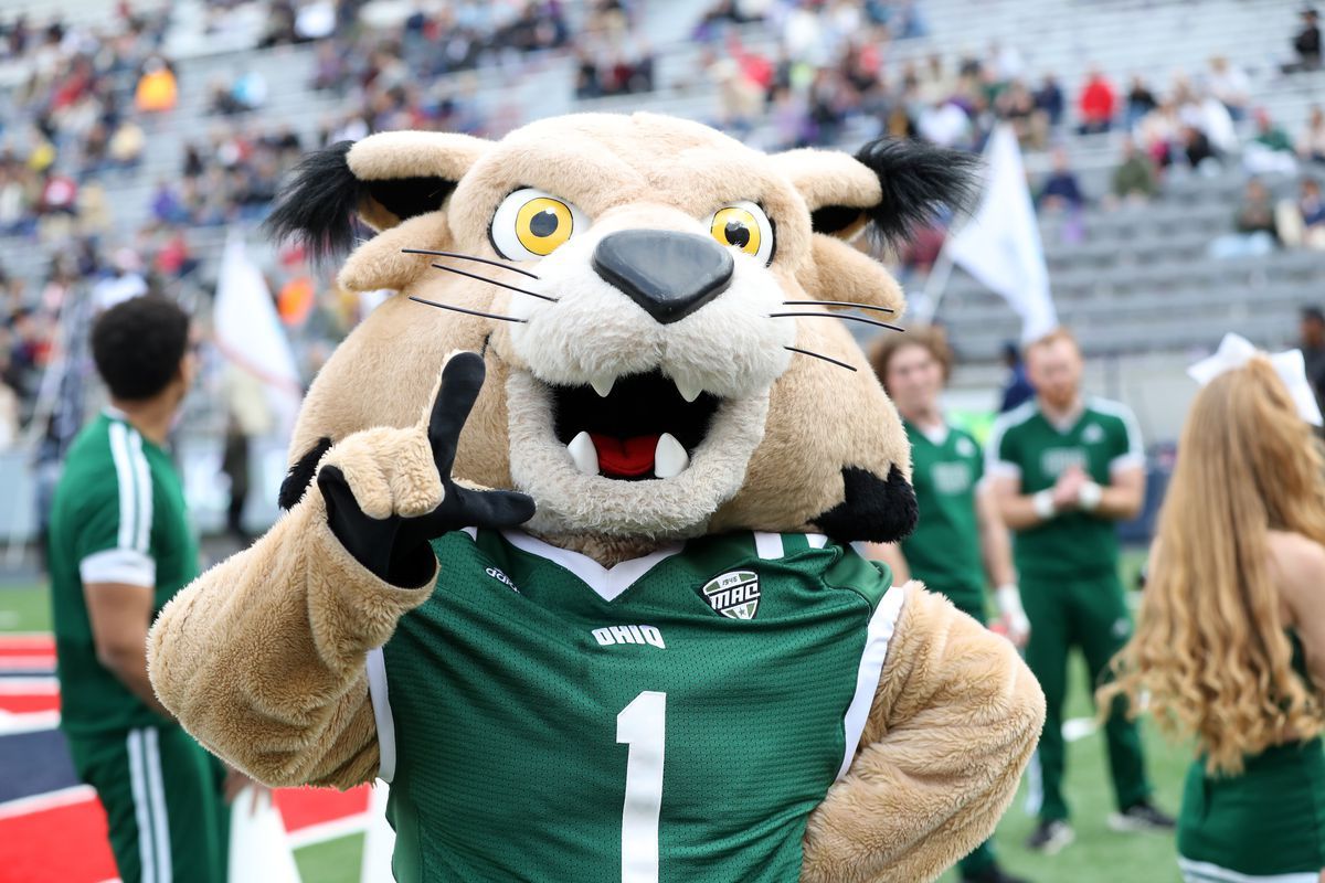 Ohio Bobcats at Ball State Cardinals Football