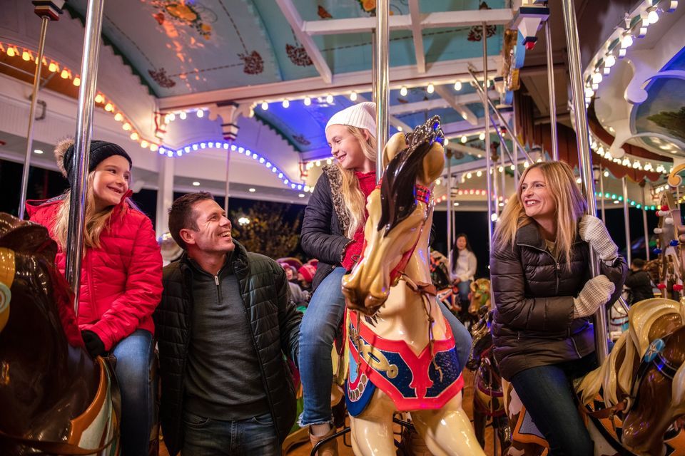 Season Pass Holder Christmas Candylane Extra Hours Event Hersheypark
