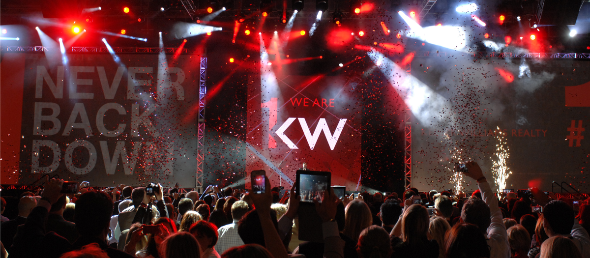 Keller Williams at Tower Theatre - OR