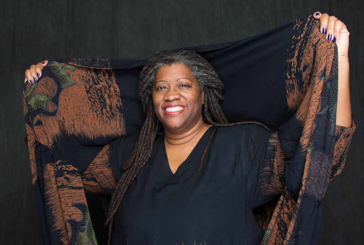 Donna Washington: Fun  Foolery  and Folktales