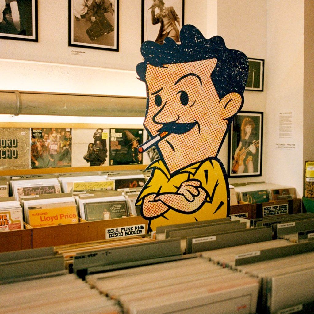 Vibrant x Giraffe: Halloween Special