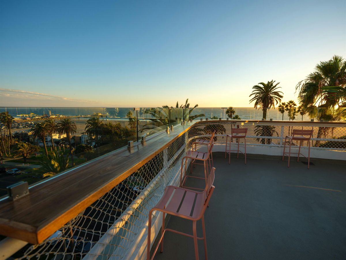 Velvet Nights - Friday & Saturday Edition