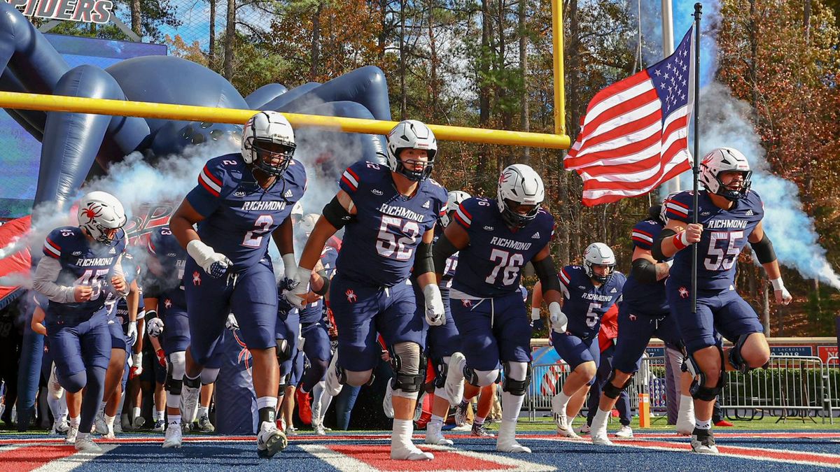 Parking Holy Cross Crusaders at Richmond Spiders Football