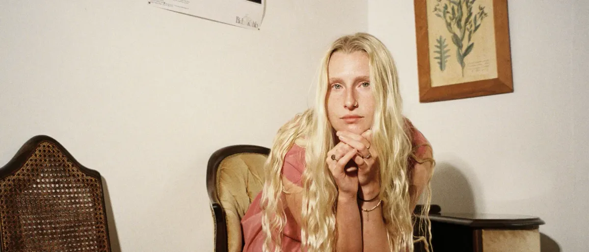 Billie Marten in Stavern