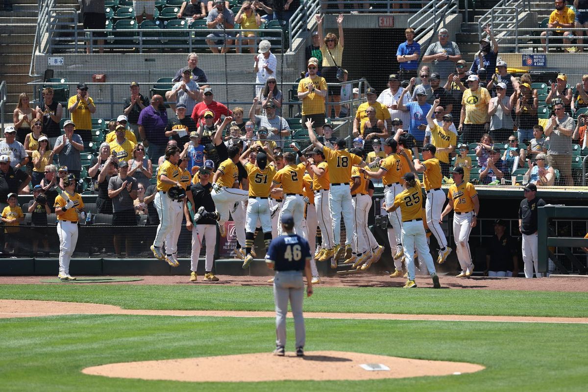 Parking Bradley Braves at Iowa Hawkeyes Baseball
