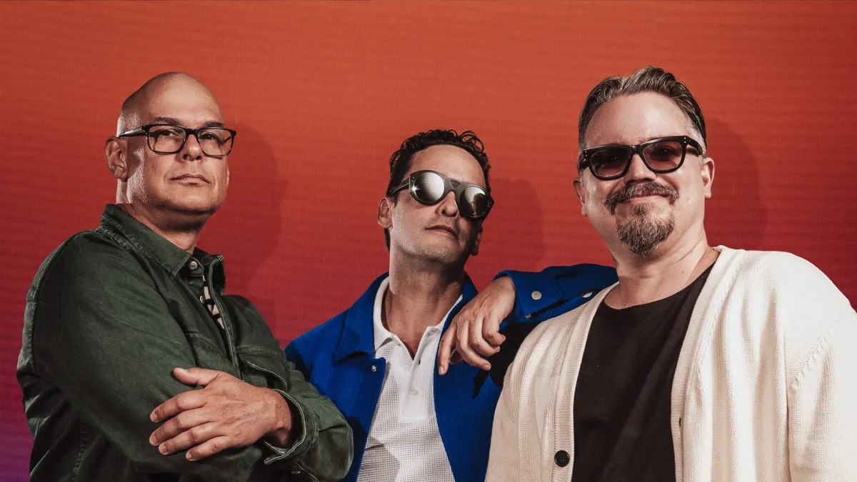 Los Amigos Invisibles in Miami Beach