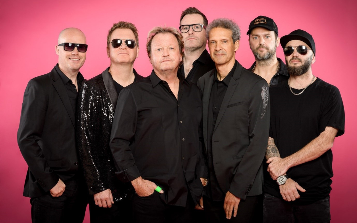 Level 42 at Victoria Hall