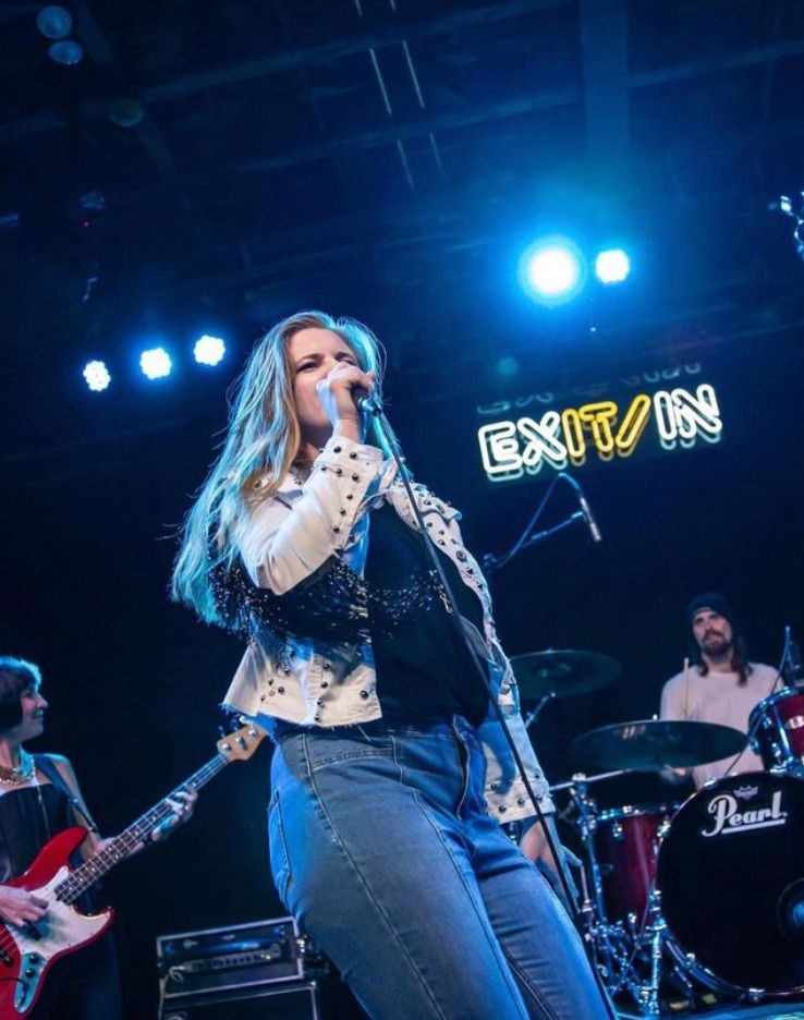 Nashvilles Jordyn Delzer with The Driftless Ramblers The Mine Shaft, Mineral Point, WI May